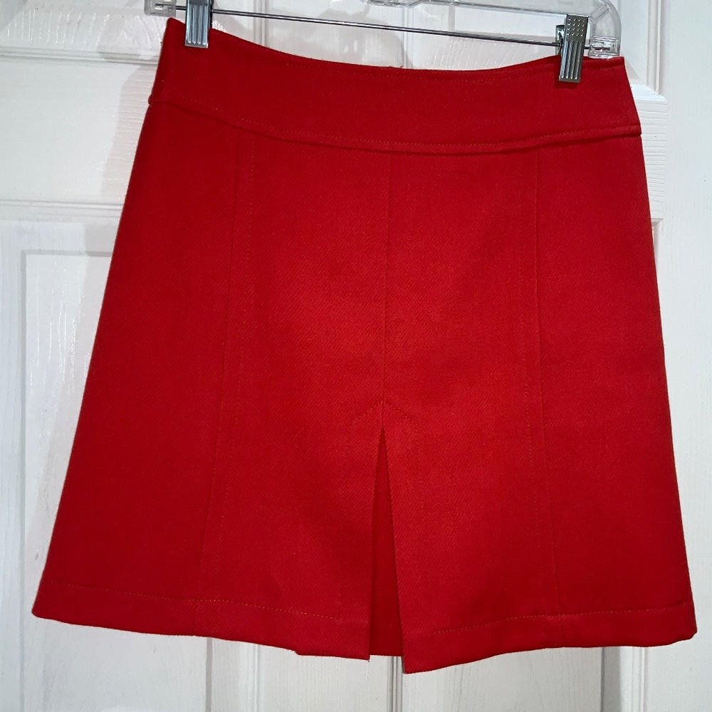 Loft inverted front pleat mini skirt Sz 0 lined